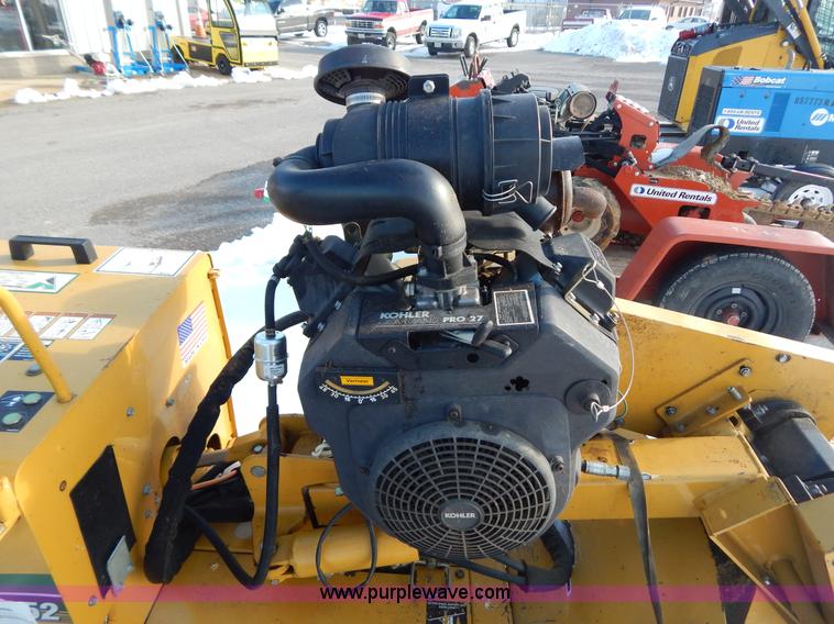 image for item I1146 2010 Vermeer SC252 stump grinder