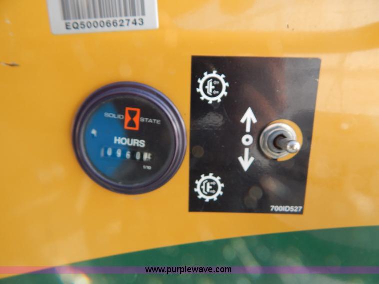 image for item I1146 2010 Vermeer SC252 stump grinder