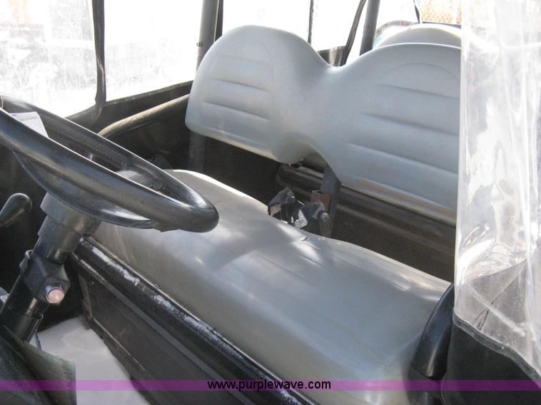 image for item I5624 2008 Club Car XRT Intellitrak utility vehicle