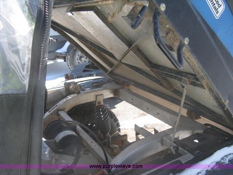 image for item I5624 2008 Club Car XRT Intellitrak utility vehicle