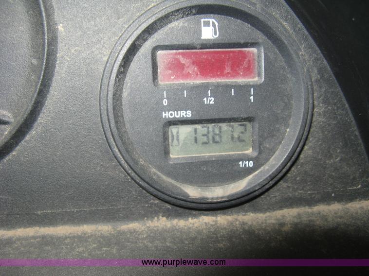 image for item I5625 2008 Club Car XRT Intellitrak utility vehicle