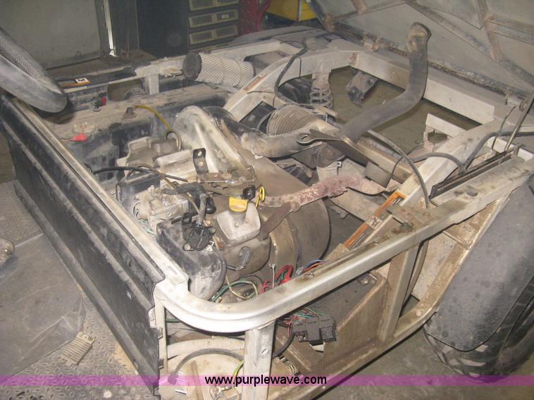 image for item I5625 2008 Club Car XRT Intellitrak utility vehicle