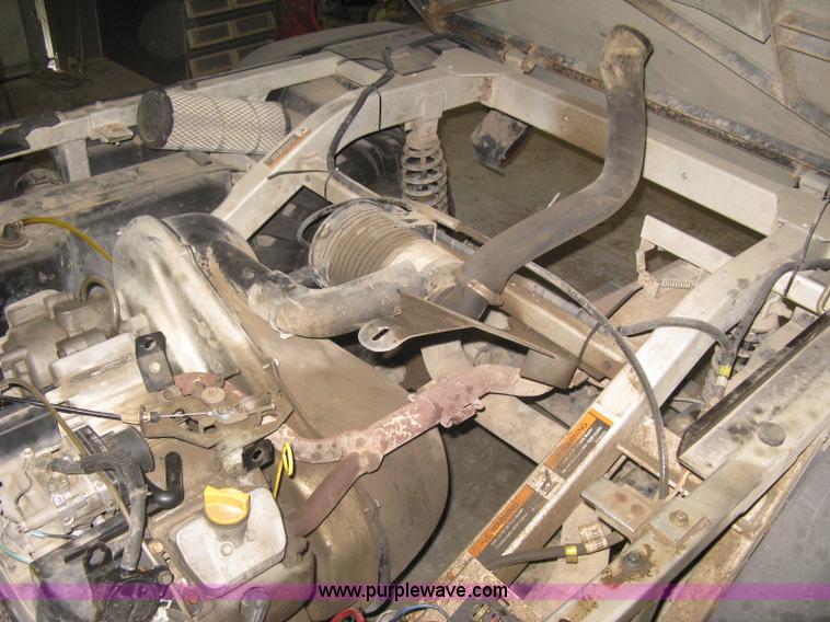 image for item I5625 2008 Club Car XRT Intellitrak utility vehicle