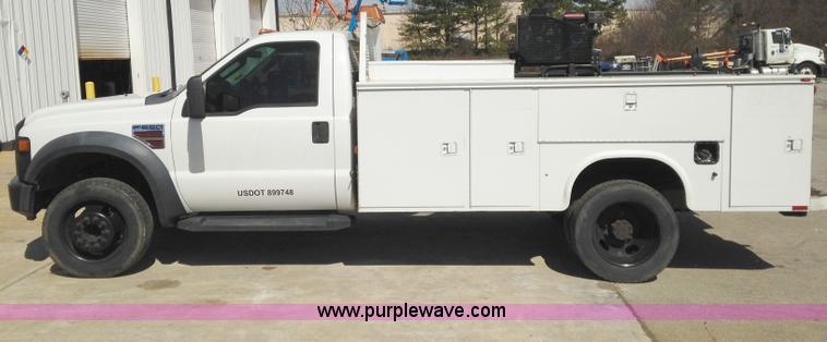 image for item I7222 2008 Ford F550 service truck