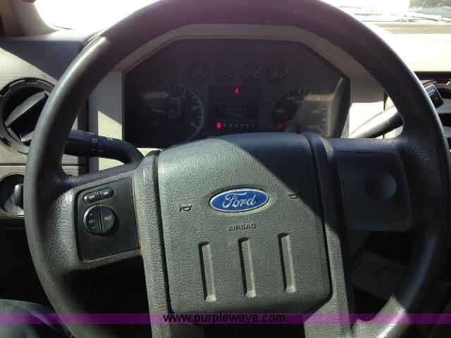 image for item I7222 2008 Ford F550 service truck