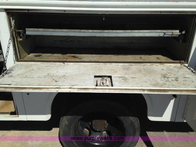 image for item I7222 2008 Ford F550 service truck