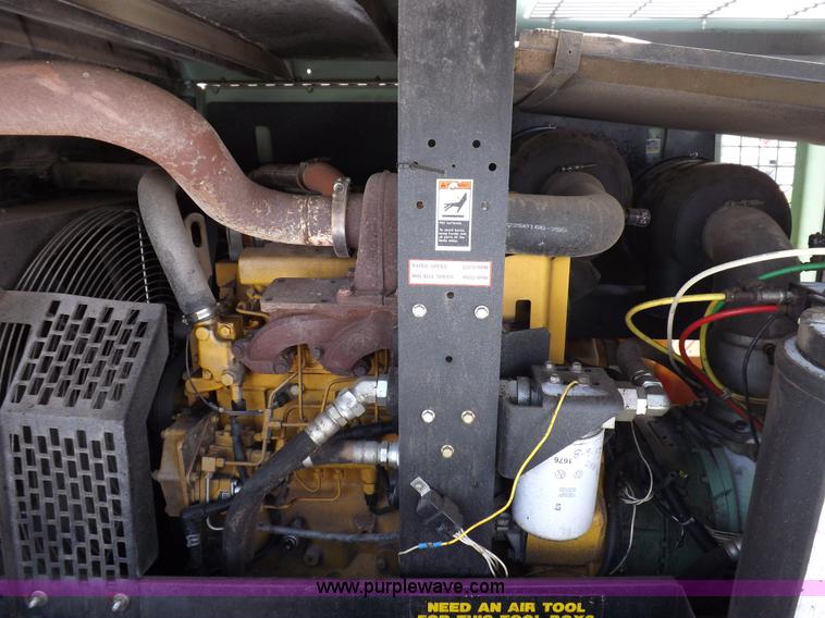 image for item I9089 2008 Sullair 375HJD air compressor
