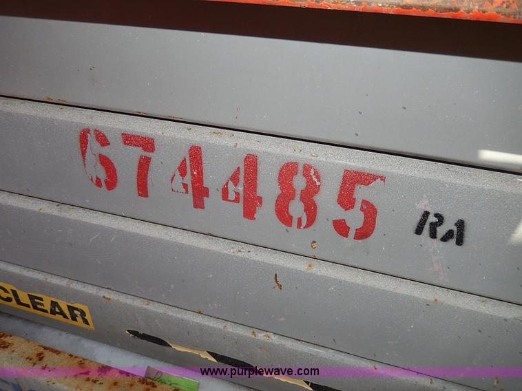 image for item I9336 2007 Skyjack SJIII4626 electric scissor lift
