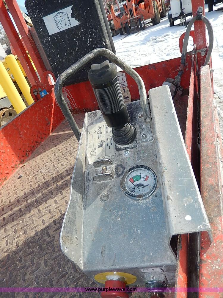 image for item I9337 2006 Skyjack SJIII3219 electric scissor lift