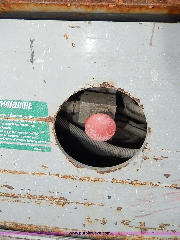 image for item I9337 2006 Skyjack SJIII3219 electric scissor lift