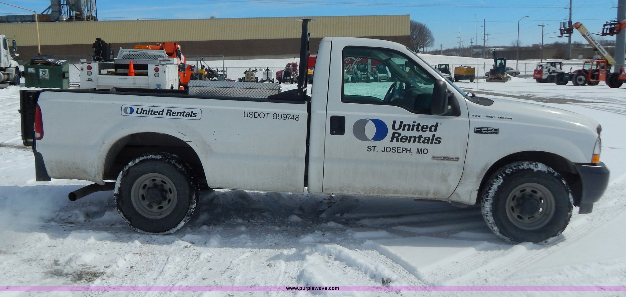 2004 Ford F250 Super Duty pickup truck in St. Joseph, MO Item I1224