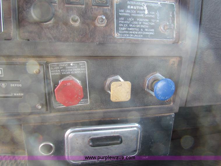 image for item AE9038 1983 Kenworth W900 semi truck