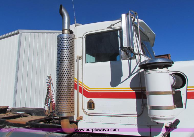 image for item AE9038 1983 Kenworth W900 semi truck