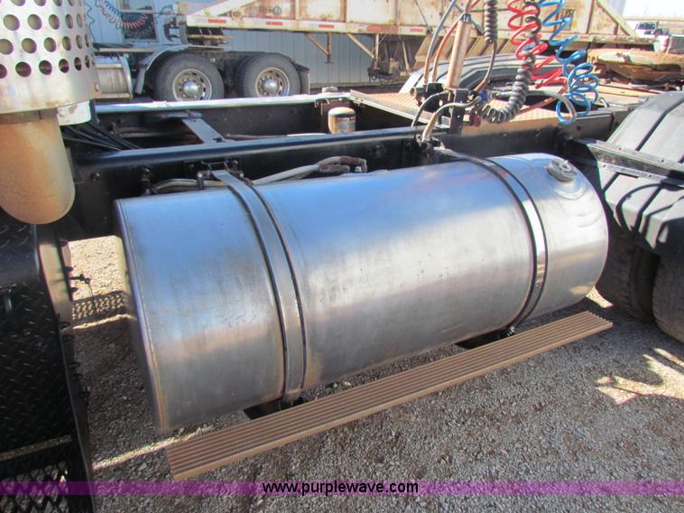 image for item AE9038 1983 Kenworth W900 semi truck