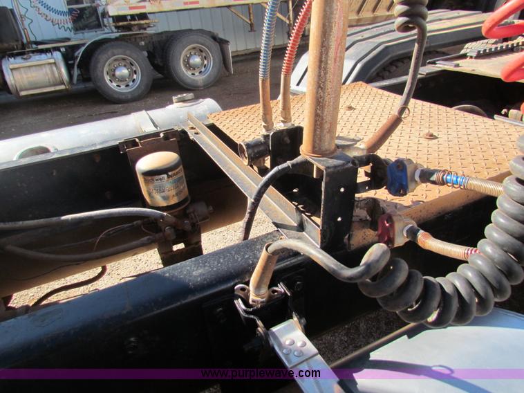 image for item AE9038 1983 Kenworth W900 semi truck