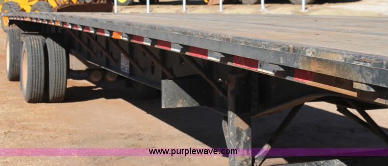 image for item AJ9495 1995 Transcraft TL-2000 48' flatbed trailer