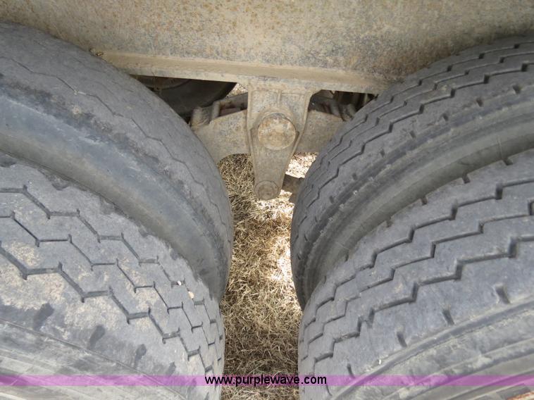 image for item B4865 1988 Ravens aluminum end dump bed