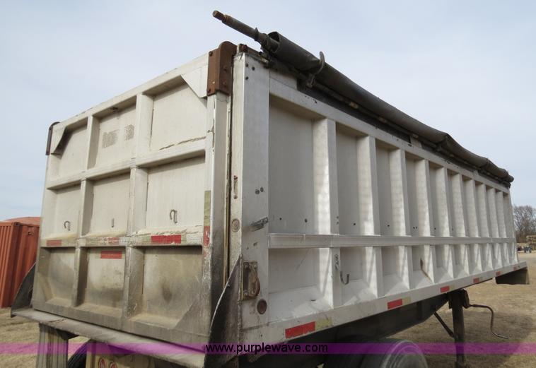 image for item B4865 1988 Ravens aluminum end dump bed