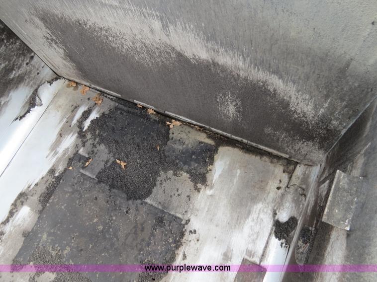 image for item B4865 1988 Ravens aluminum end dump bed