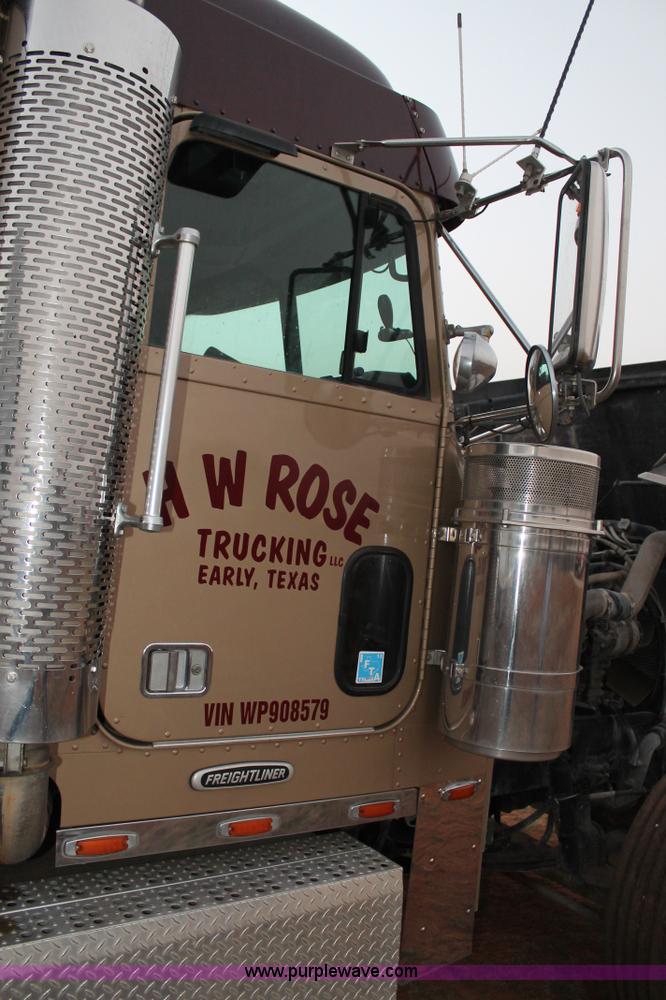 image for item C3760 1998 Freightliner FLD semi truck