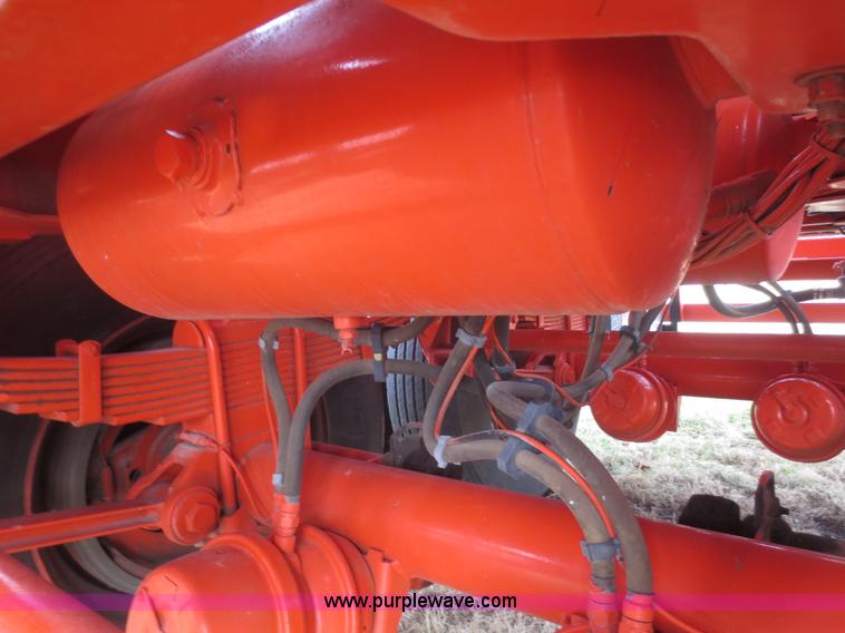 image for item F8179 2004 Heil 6000G water tanker trailer