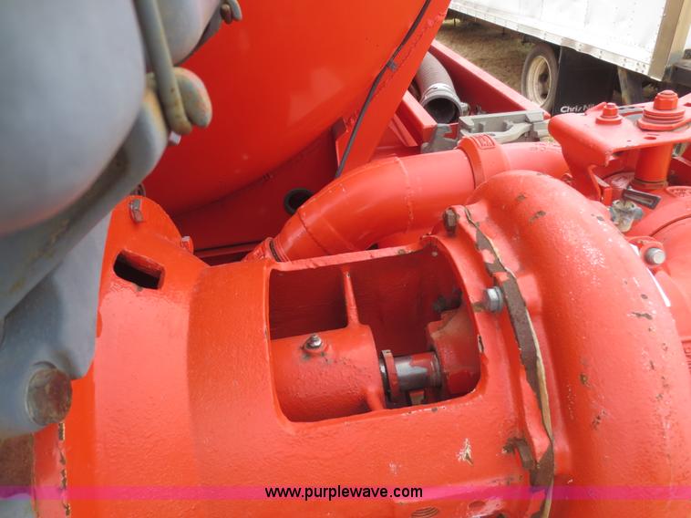 image for item F8179 2004 Heil 6000G water tanker trailer