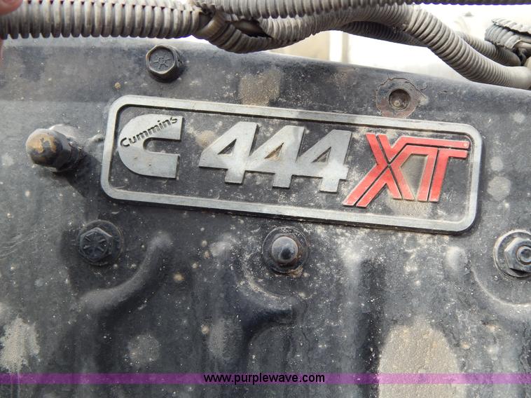 image for item G9355 1991 Freightliner FC70 Cargo semi truck