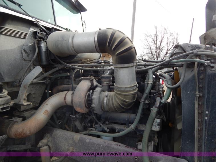 image for item G9355 1991 Freightliner FC70 Cargo semi truck