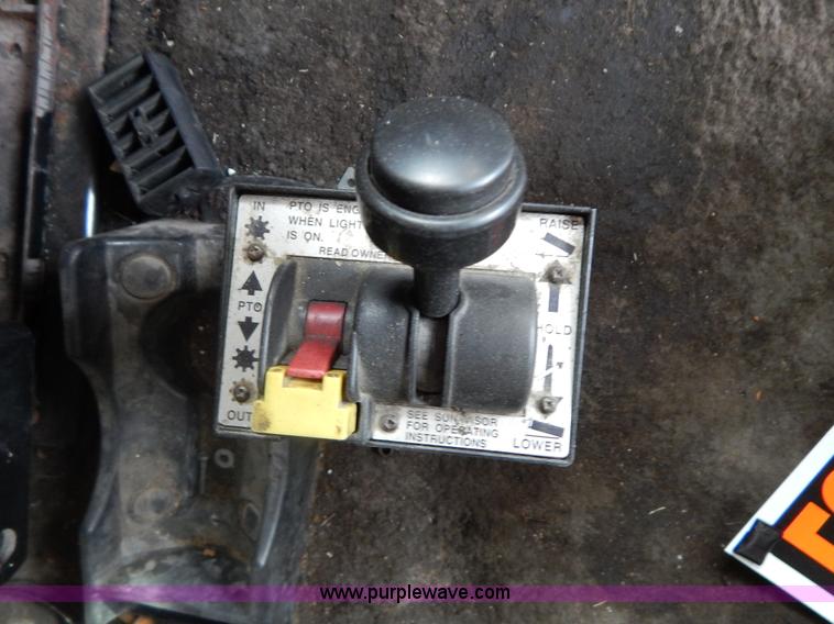 image for item G9355 1991 Freightliner FC70 Cargo semi truck