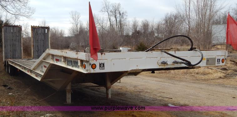 image for item G9360 1992 Trail King TK70RG-482 53' drop deck trailer