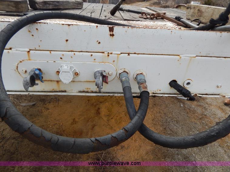 image for item G9360 1992 Trail King TK70RG-482 53' drop deck trailer