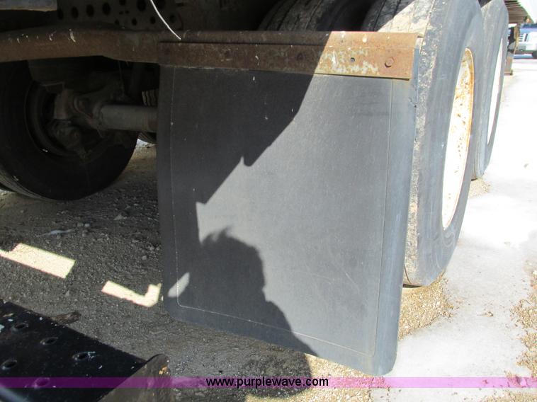 image for item G9363 2001 Great Dane 74117P-SA 48' trailer