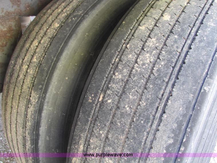 image for item G9363 2001 Great Dane 74117P-SA 48' trailer