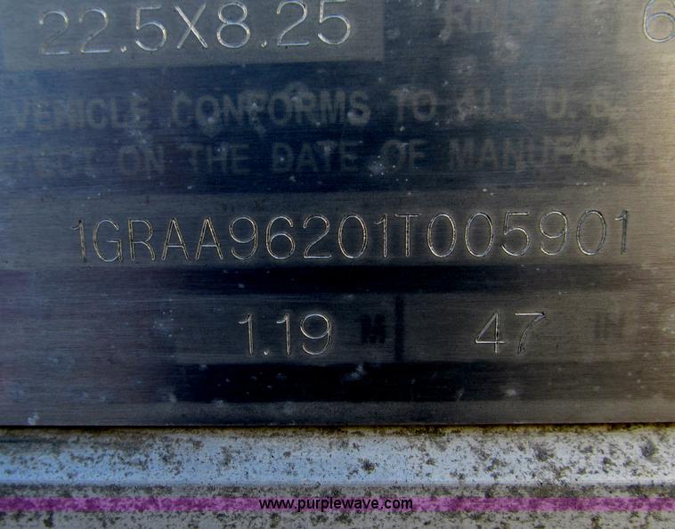 image for item G9363 2001 Great Dane 74117P-SA 48' trailer