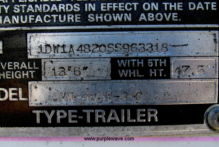 image for item G9364 1995 Stoughton 48' dry van trailer