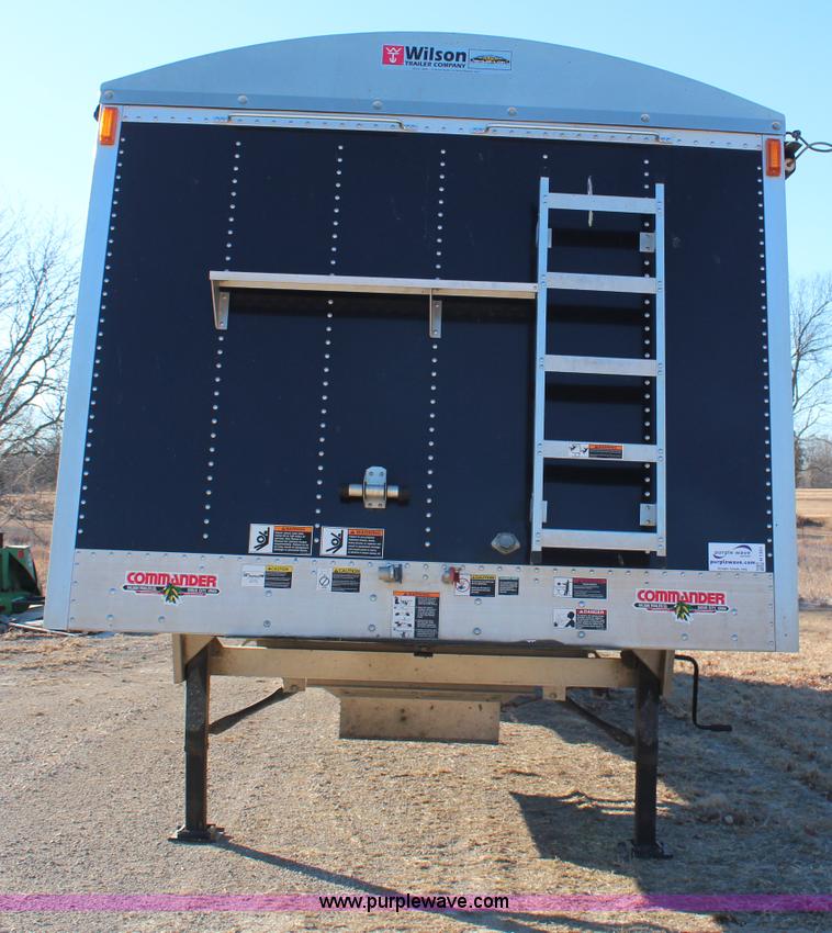 image for item H1391 2011 Wilson Commander DWH551CB grain trailer