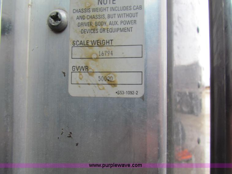 image for item I7500 2007 Kenworth T600B semi truck