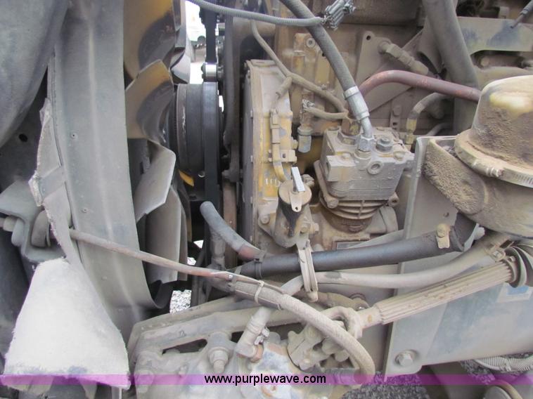 image for item I7500 2007 Kenworth T600B semi truck