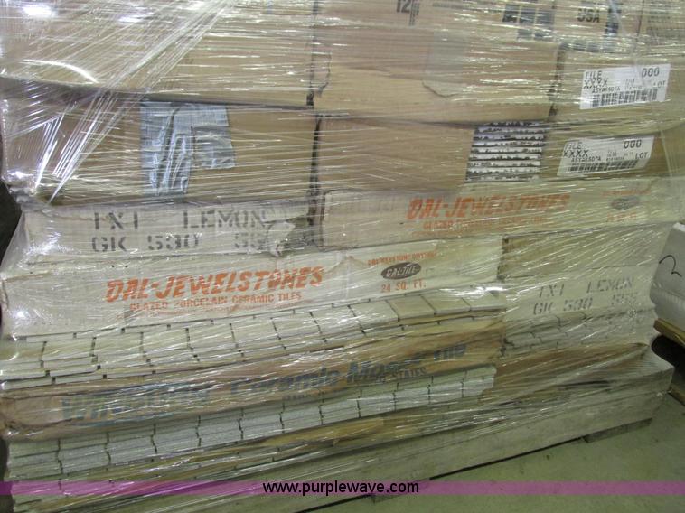 image for item AC9938 Assorted ceramic tile