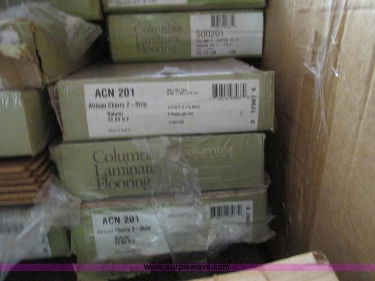 image for item AC9941 Columbia glueless laminate flooring