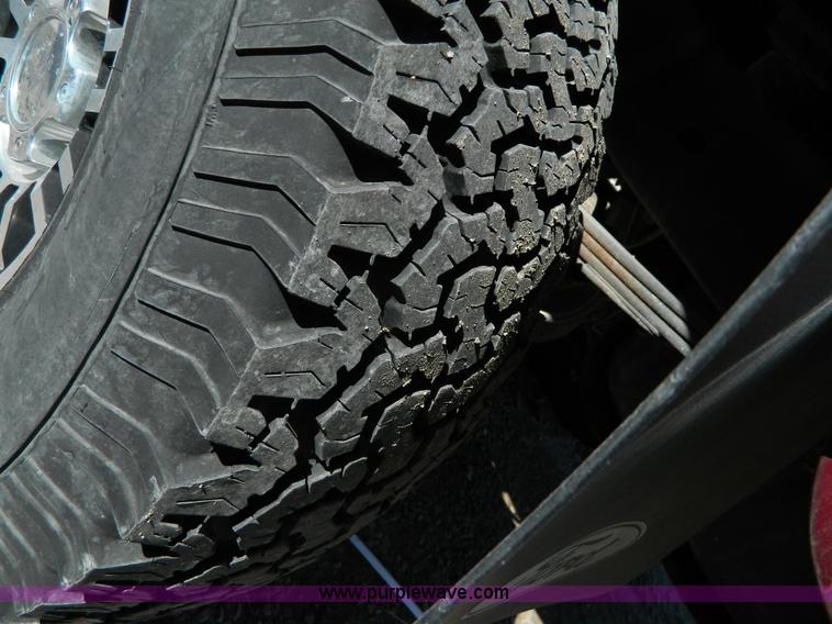 image for item AD9898 1993 Ford Bronco XLT SUV