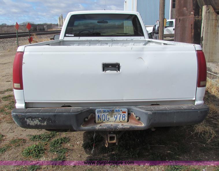 image for item AE9023 1991 Chevrolet 1500 pickup truck