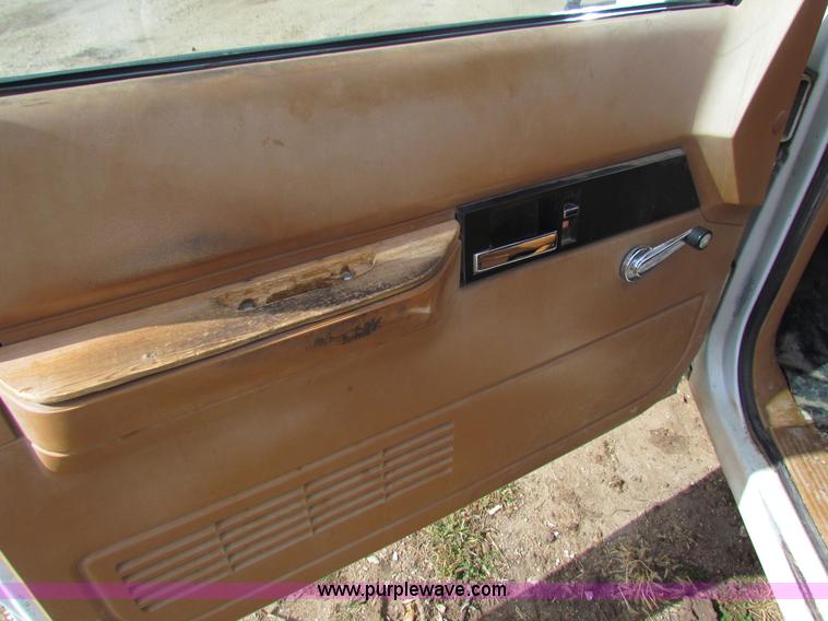 image for item AE9023 1991 Chevrolet 1500 pickup truck