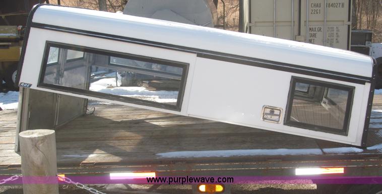 image for item AE9360 ARE 8' aluminum pickup topper