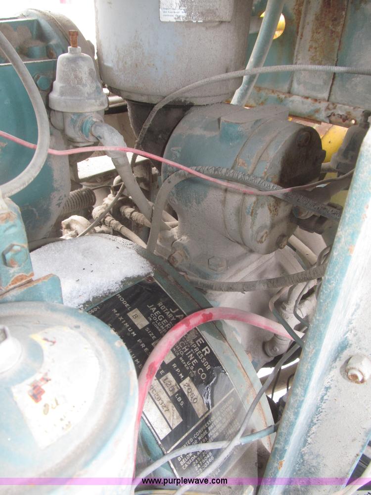 image for item AE9361 Jaeger B air compressor