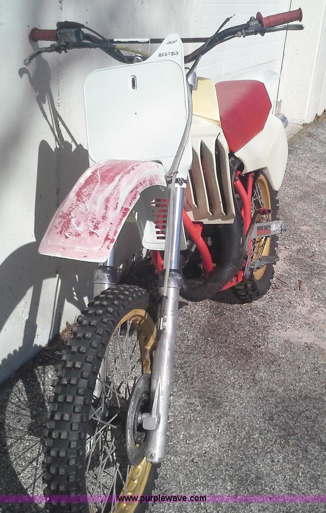 image for item AN9119 1986 Can-am Bombaidier MX250 dirt bike