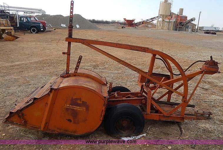 image for item AP9013 Seaman triple asphalt tiller