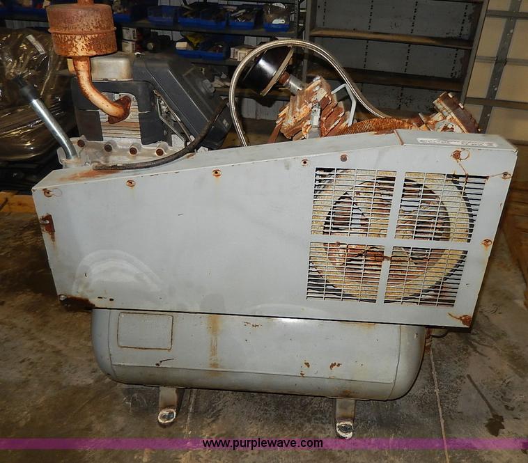 Ingersoll Rand T30 industrial air compressor in Westphalia, KS Item