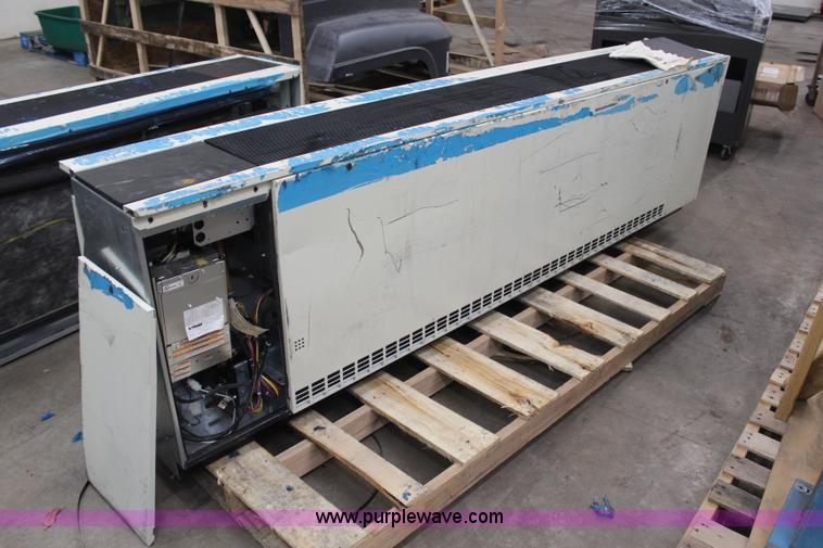 image for item AZ9972 (2) Trane VUV vertical unit ventilators