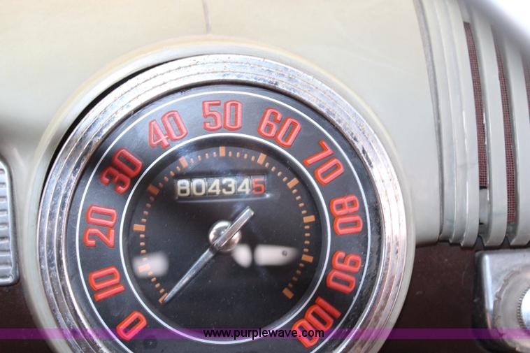 image for item AZ9985 1946 Ford Super Deluxe